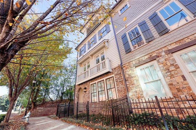 984 Memorial SE Walk, Atlanta, GA 30316