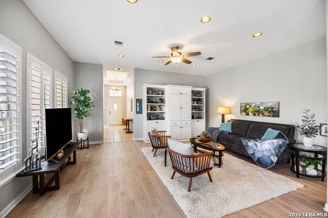 20 Oakwell Farms, San Antonio, TX 78218