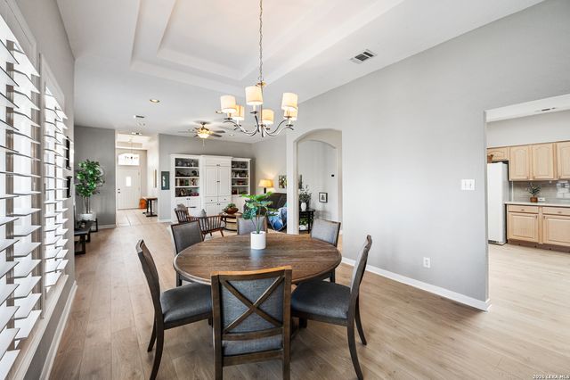 20 Oakwell Farms, San Antonio, TX 78218