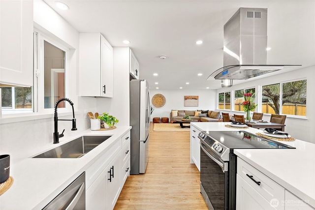 14303 113th Avenue Ct E, Puyallup, WA 98374