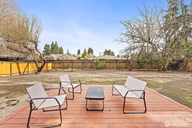 14303 113th Avenue Ct E, Puyallup, WA 98374