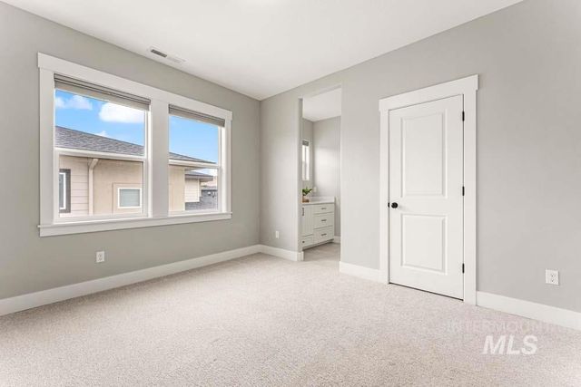 8081 W Brooks Dr, Boise, ID 83714