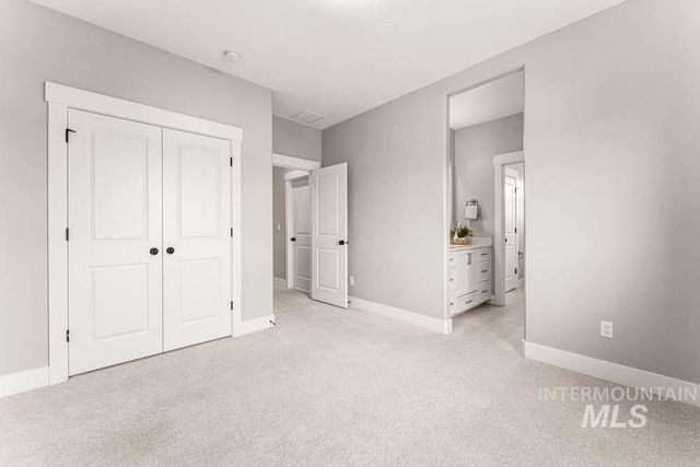 8081 W Brooks Dr, Boise, ID 83714