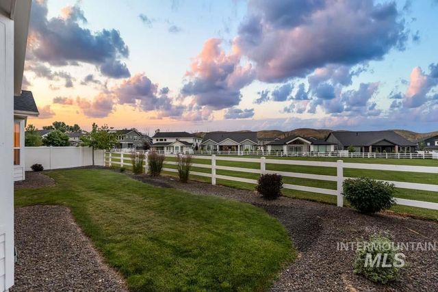 8081 W Brooks Dr, Boise, ID 83714