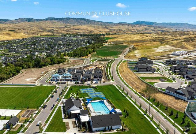 8081 W Brooks Dr, Boise, ID 83714