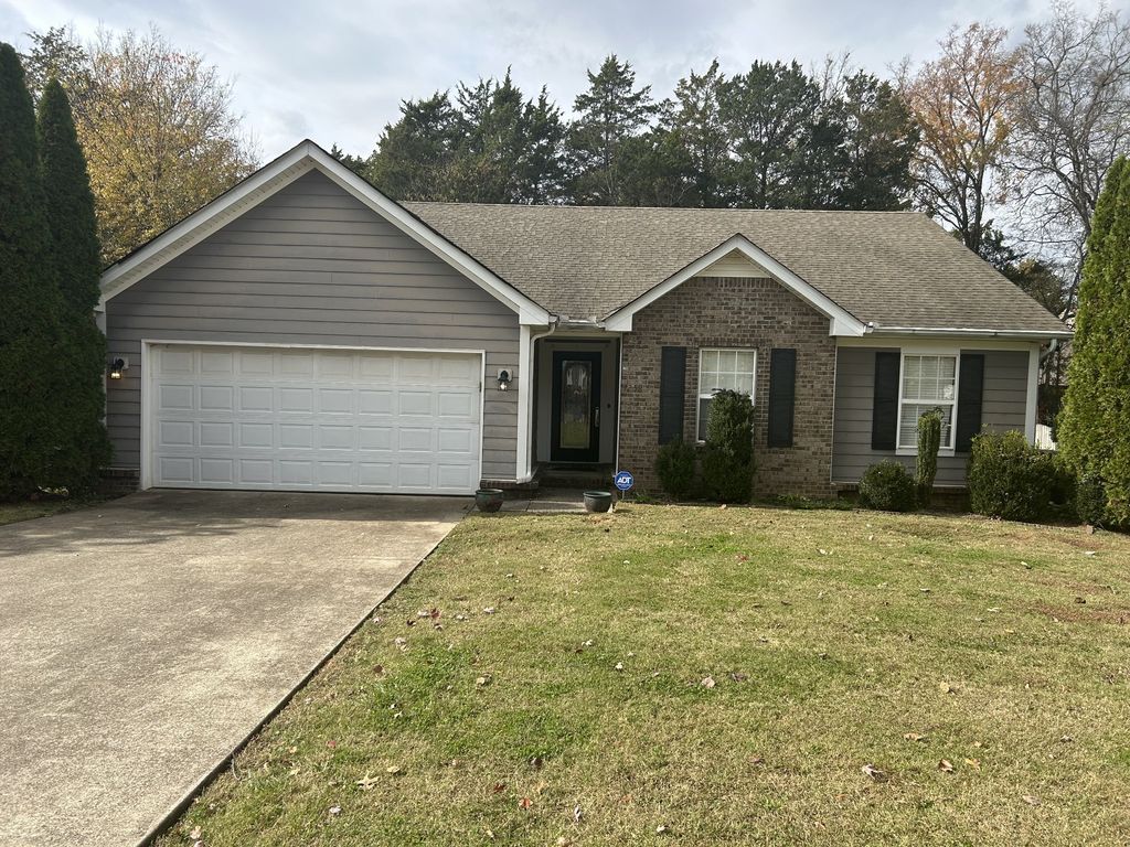 1252 Ballater Dr, Murfreesboro, TN 37128