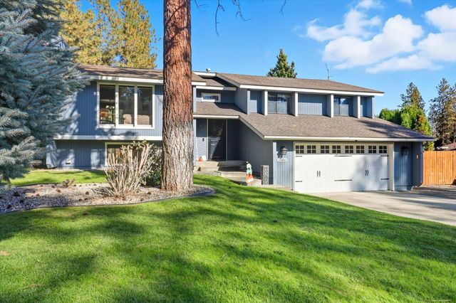 15810 N Pineview Cir, Spokane, WA 99208