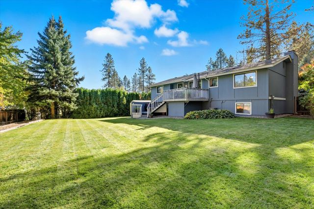 15810 N Pineview Cir, Spokane, WA 99208