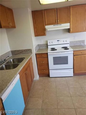 2981 Country Manor Lane 118, Las Vegas, NV 89115