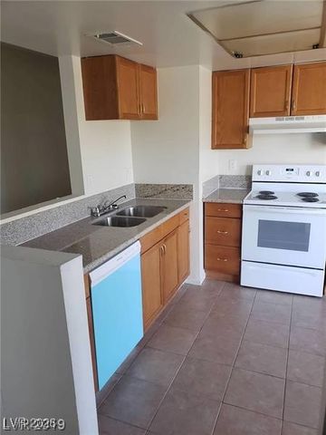 2981 Country Manor Lane 118, Las Vegas, NV 89115