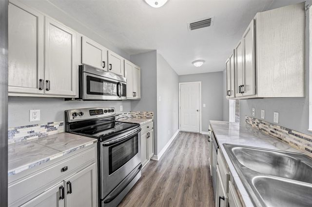 9731 SW 32ND COURT, Ocala, FL 34476