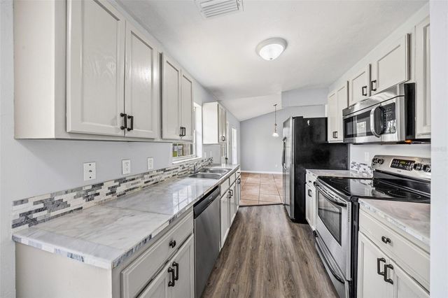 9731 SW 32ND COURT, Ocala, FL 34476