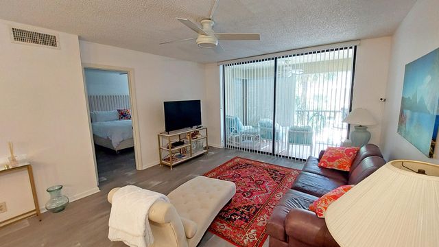 367 S Federal Highway C221, Deerfield Beach, FL 33441