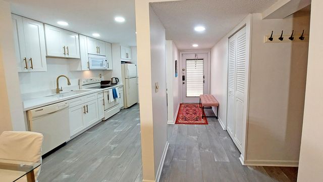 367 S Federal Highway C221, Deerfield Beach, FL 33441