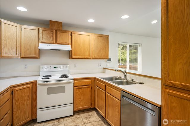 6116 76th Avenue NE, Marysville, WA 98270