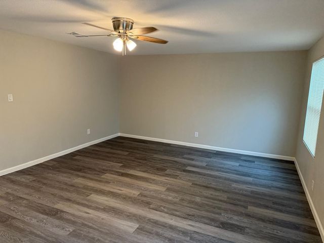 925 Bluewood Drive, Dallas, TX 75232