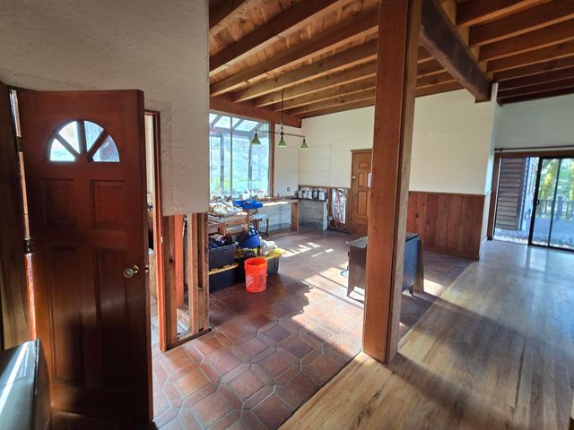 3830 Thomas Road, Miranda, CA 95553