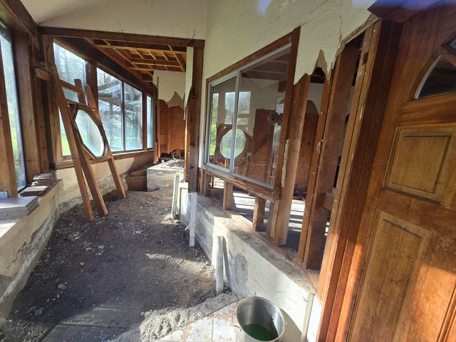 3830 Thomas Road, Miranda, CA 95553