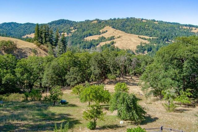 3830 Thomas Road, Miranda, CA 95553