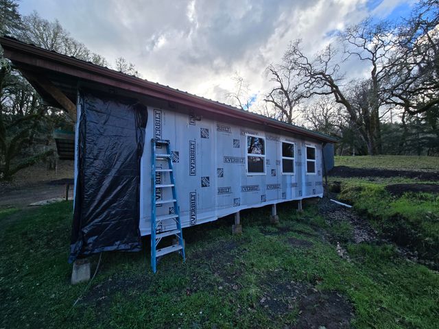 3830 Thomas Road, Miranda, CA 95553