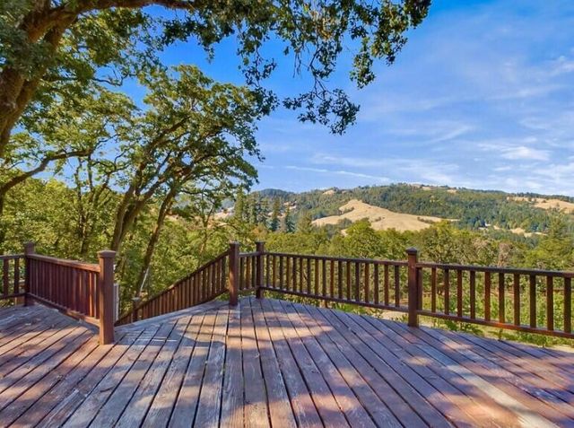 3830 Thomas Road, Miranda, CA 95553