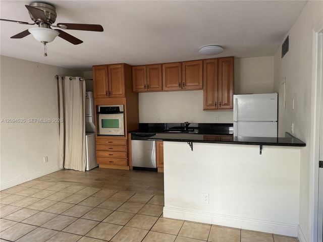 637 Executive Center Drive N103, West Palm Beach, FL 33401