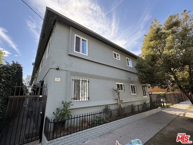 5440 Harold Way, Los Angeles, CA 90027
