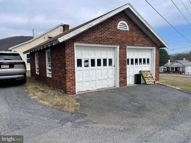 197 LAVELLE RD, Ashland, PA 17921
