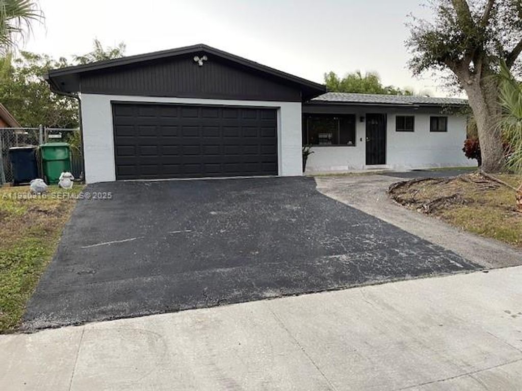 11412 SW 113th Pl 0, Miami, FL 33176