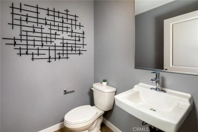 1576 W Austyn Dr, San Pedro, CA 90732
