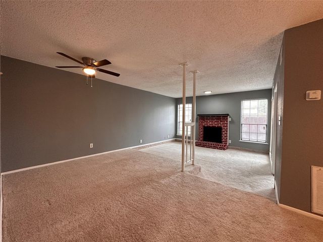 927 Turtle Cove 134, Irving, TX 75060