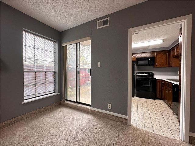 927 Turtle Cove 134, Irving, TX 75060