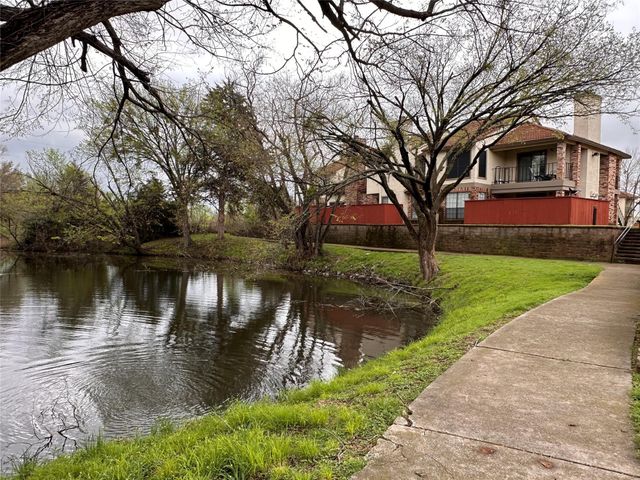 927 Turtle Cove 134, Irving, TX 75060