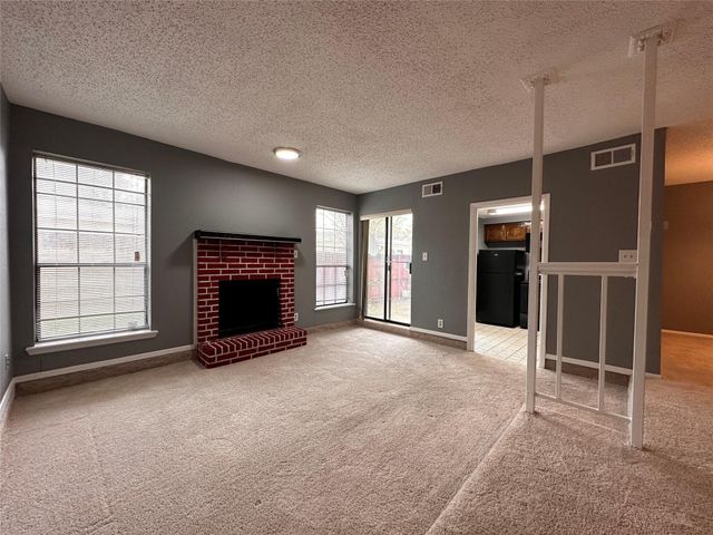 927 Turtle Cove 134, Irving, TX 75060