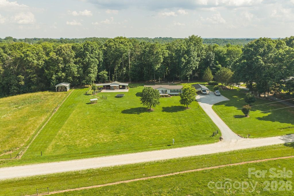 441 Fairgrounds Road, Taylorsville, NC 28681