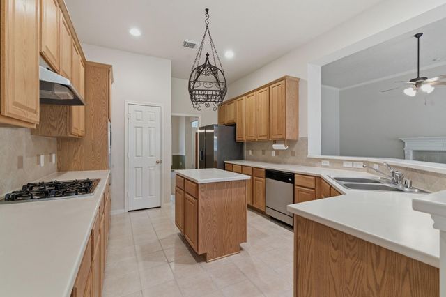13326 Via Torre De Pisa Lane, Cypress, TX 77429