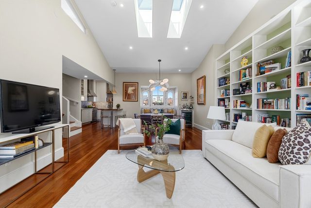 531 Massachusetts Ave 3, Boston, MA 02118
