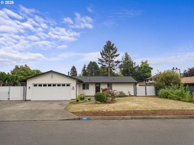 1320 Ne 17TH St, Gresham, OR 97030