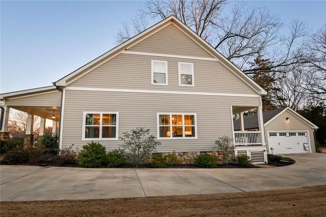 5118 Floyd NE Street, Covington, GA 30014