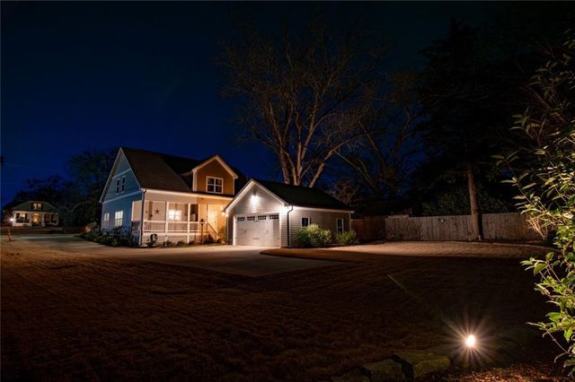 5118 Floyd NE Street, Covington, GA 30014