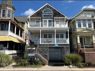 29 Broadway 1/2, Ocean Grove, NJ 07756