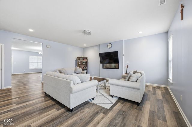 8223 Morera Court, Indianapolis, IN 46237