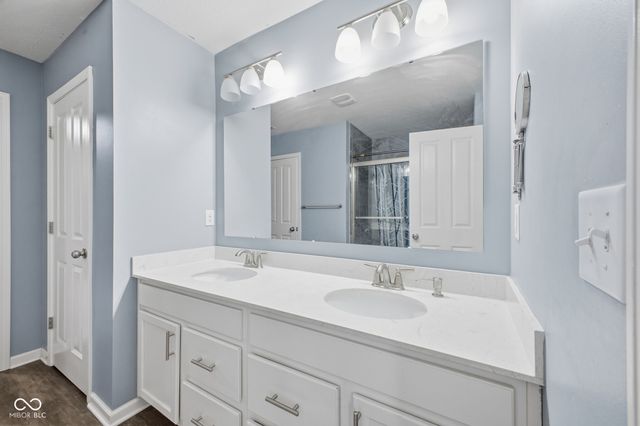 8223 Morera Court, Indianapolis, IN 46237