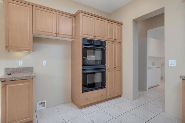 49475 Loren Court, La Quinta, CA 92253