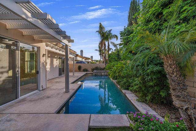 49475 Loren Court, La Quinta, CA 92253