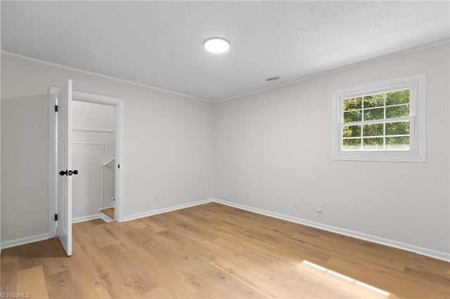 2308 Elbon Drive, Winston-salem, NC 27105
