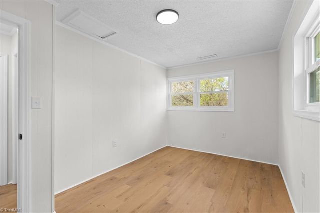 2308 Elbon Drive, Winston-salem, NC 27105