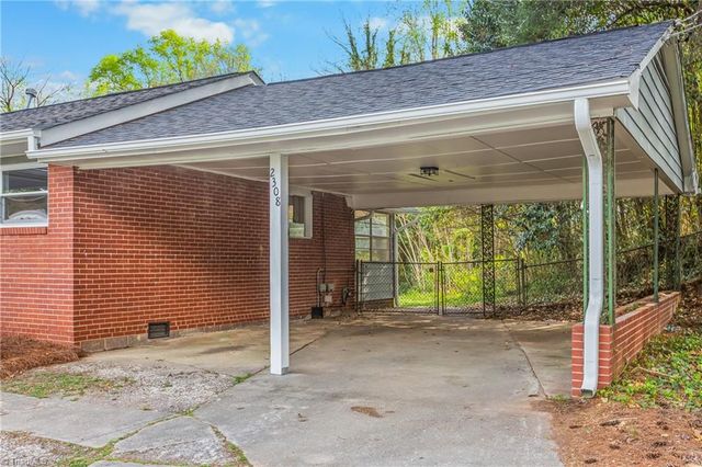 2308 Elbon Drive, Winston-salem, NC 27105