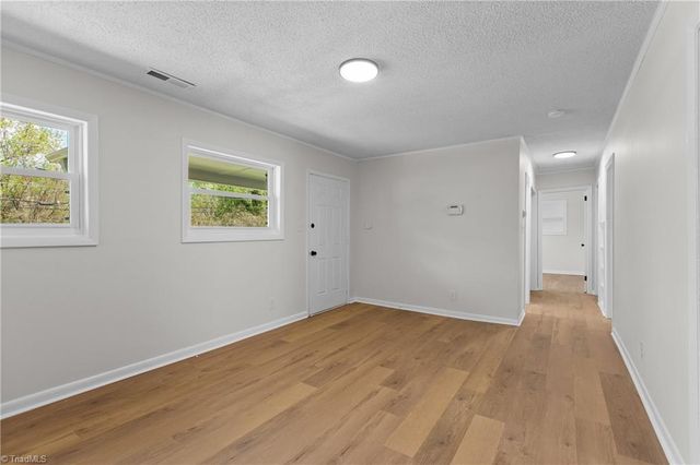 2308 Elbon Drive, Winston-salem, NC 27105