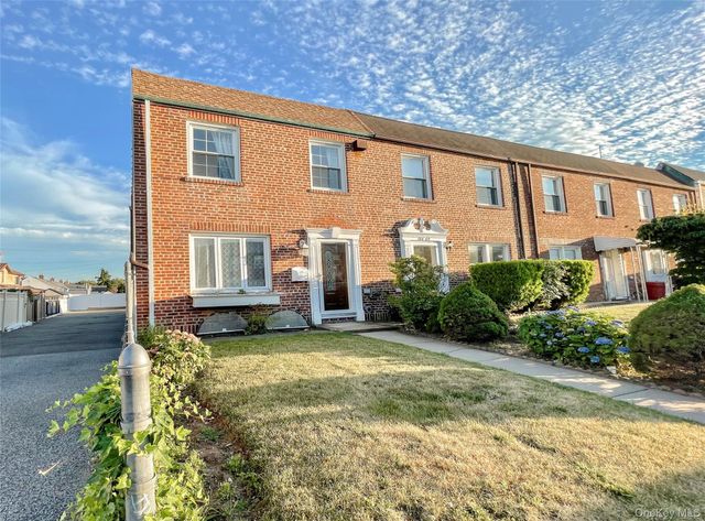 166-66 22nd Avenue, Whitestone, NY 11357